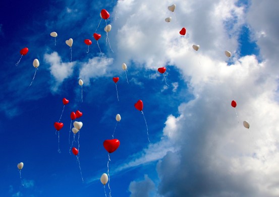 balloons-clouds-fly-33479.jpg