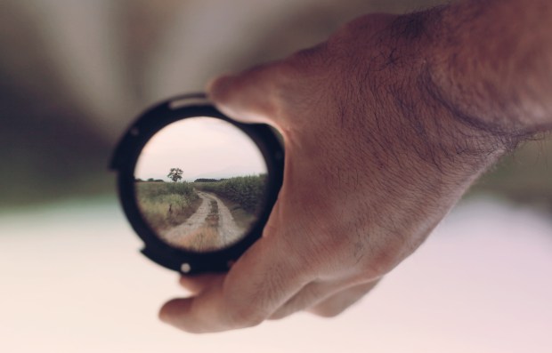 binocular-country-lane-filter-focus-1421
